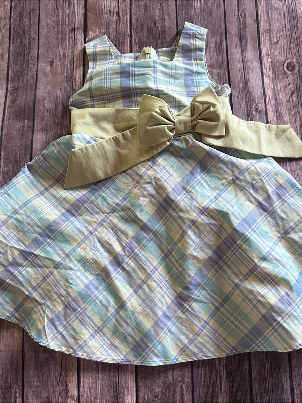 Perfectly dressed plaid dress vguc 18m